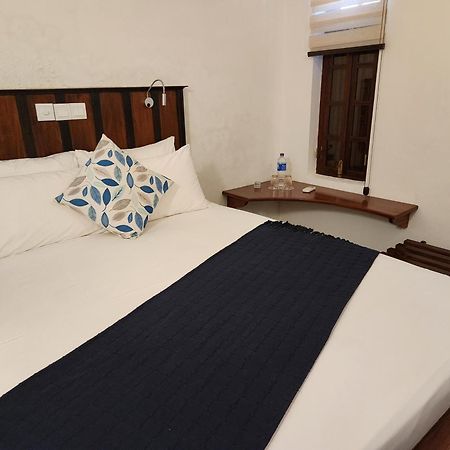 Zee Golf Affordable Luxury Hotel Galle Bagian luar foto